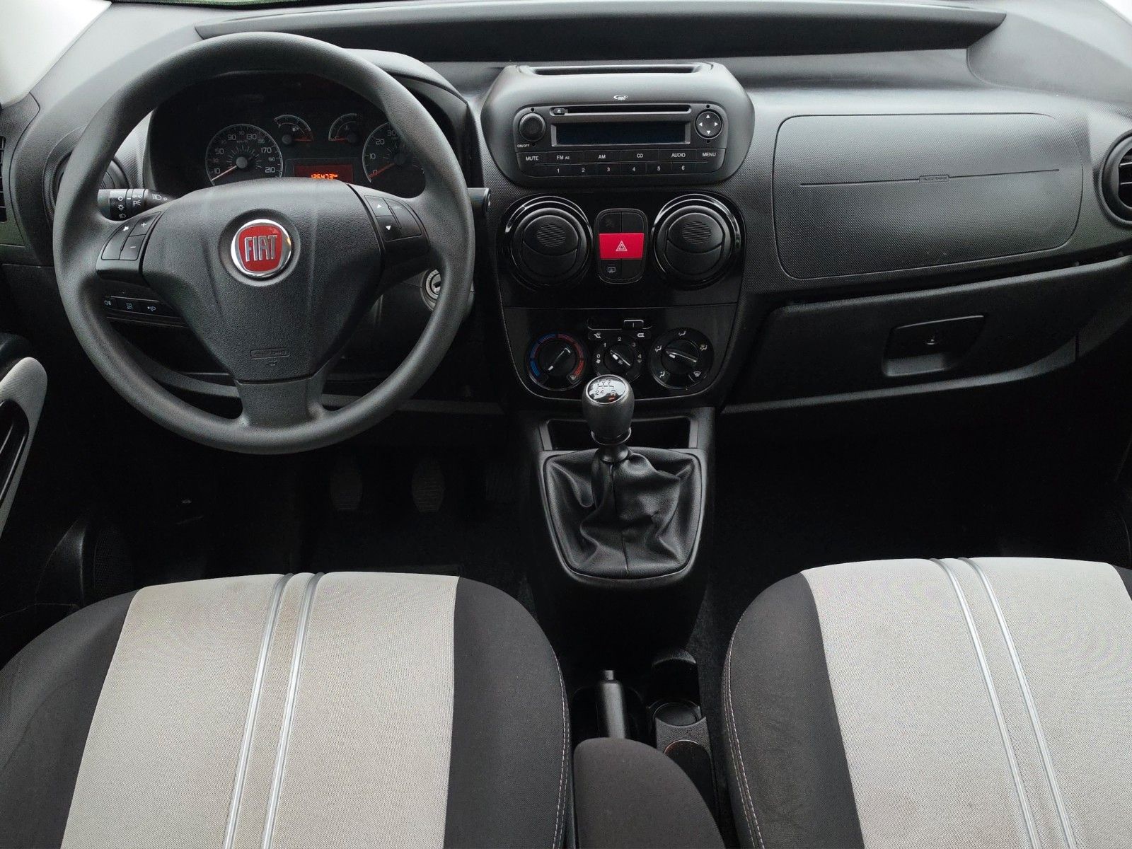 Fahrzeugabbildung Fiat Qubo 1.4 8V MY QUBO AUS 1.HAND