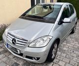 Mercedes-Benz A 160 CDI BlueEFFICIENCY , mit Parkassistent - Mercedes-Benz A 160 mit Diesel-Antrieb: Limousine, Euro5