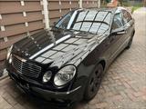 Mercedes-Benz Mercedes W211 E240 Avantgarde - Mercedes E 240 mit Anhängerkupplung