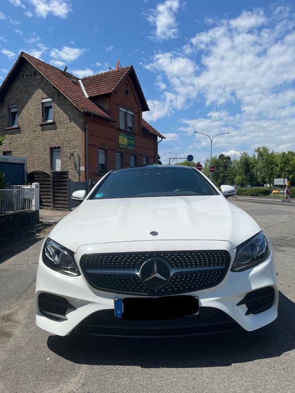 Image of Mercedes-Benz E 300