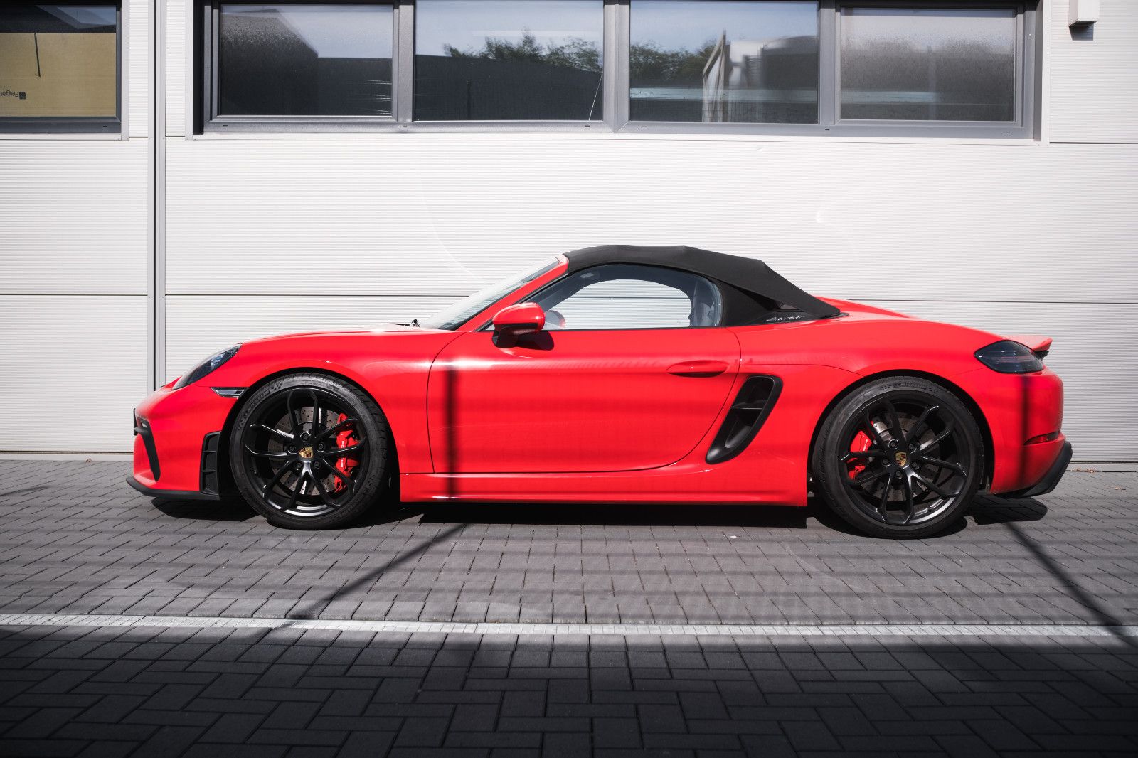 Fahrzeugabbildung Porsche Boxster 718 Spyder-Sport-Chrono-BOSE-Sitzh.