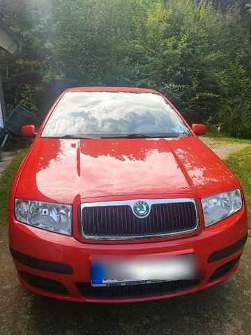 Skoda Fabia Sedan 1.4 16V Sport 8 Fach ber...