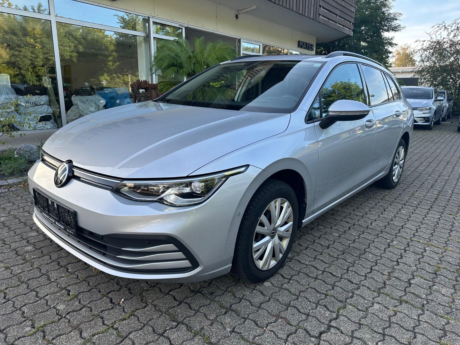 Volkswagen Golf VIII Variant 2,0 TDI*Life*HUD*PANO*R-Kam*