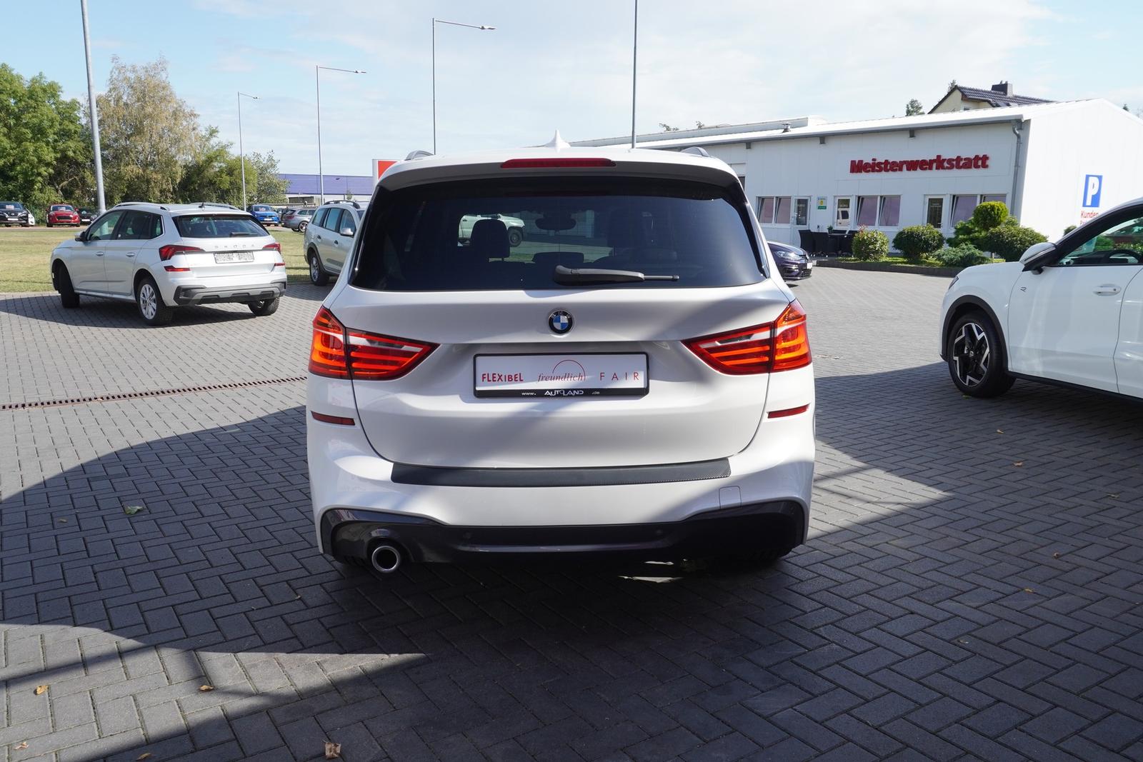 BMW 218i Gran Tourer M Sport Klimaaut. LED Navi Temp