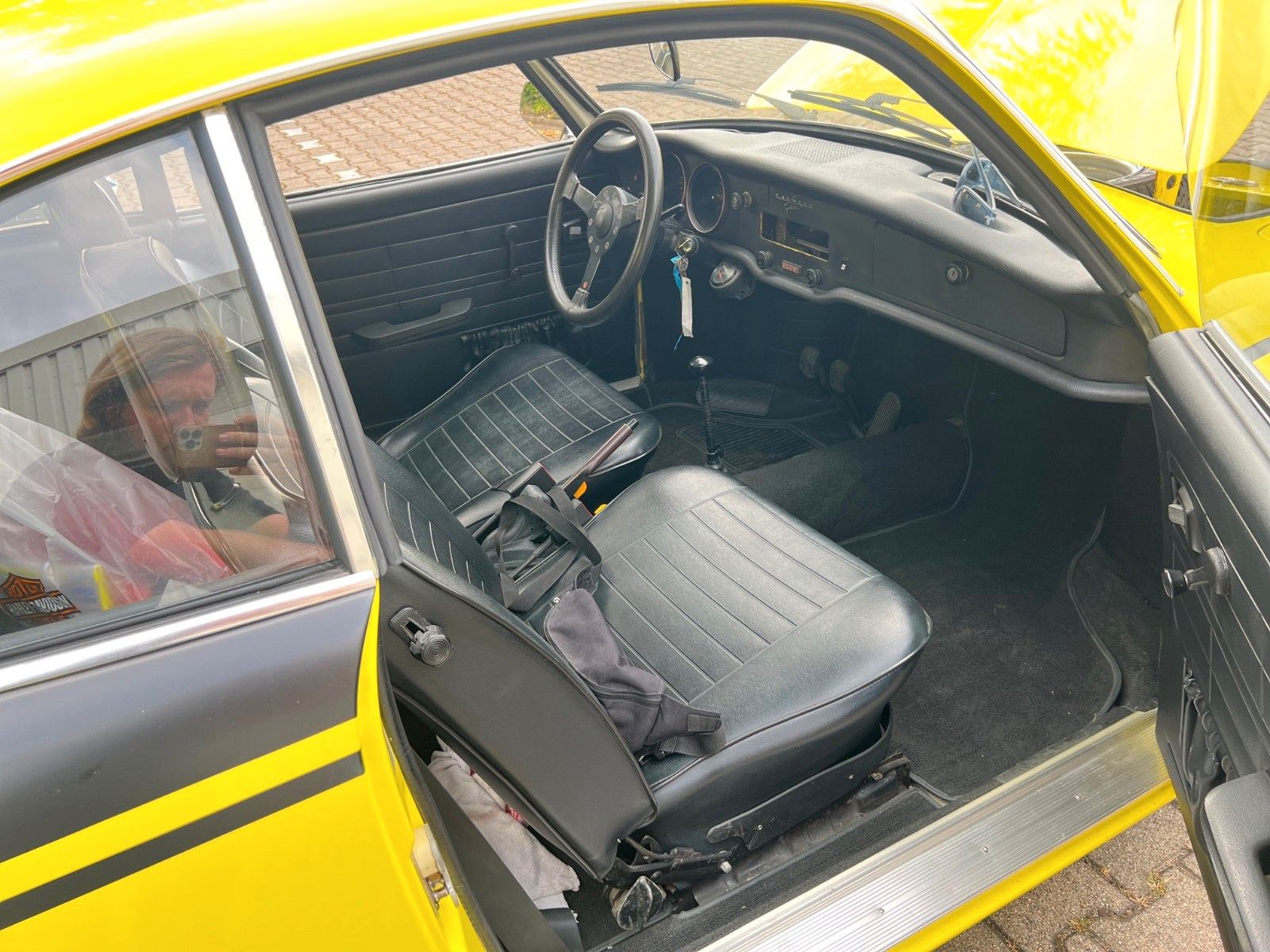 Fahrzeugabbildung Volkswagen Karmann Ghia Sport mit TYP 4 - 170PS