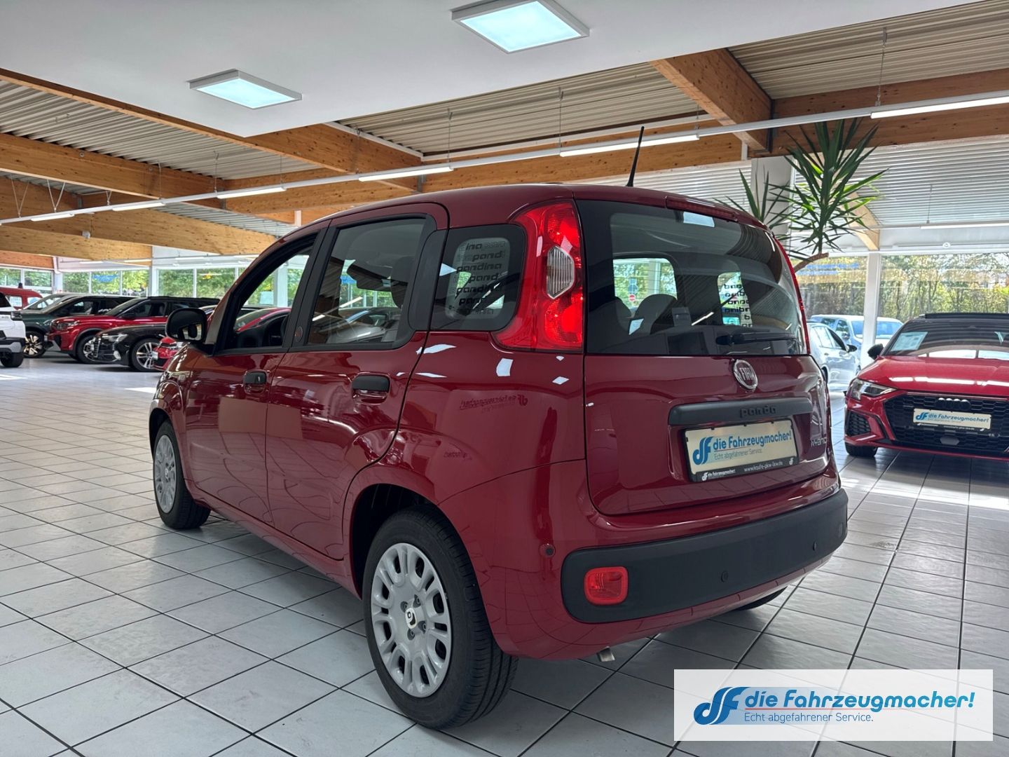 Fahrzeugabbildung Fiat Pandina Hybrid Icon Tempomat Digitales Cockpit D