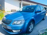 Skoda Octavia Combi Ambition - Skoda Octavia: Combi Ambition