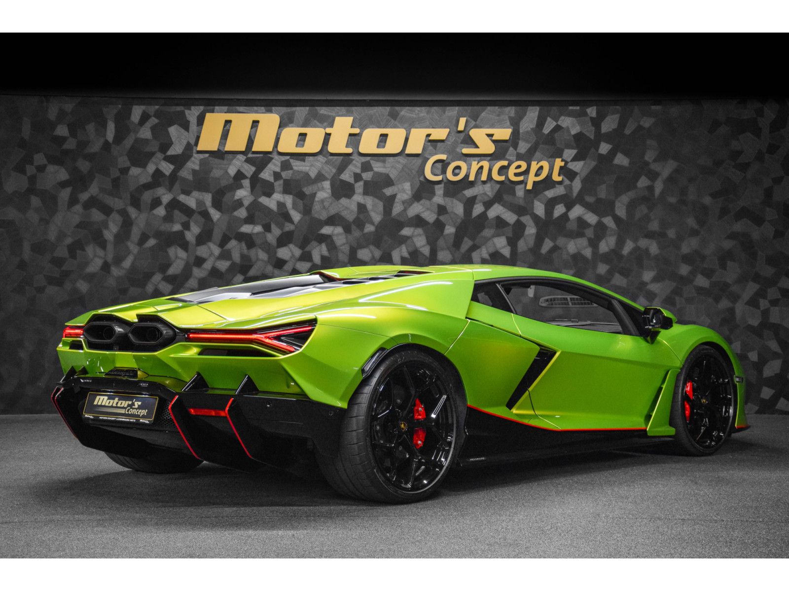 Lamborghini Revuelto AD PERSONAM - VERDE CITREA / ROSSO MARS imagem 3