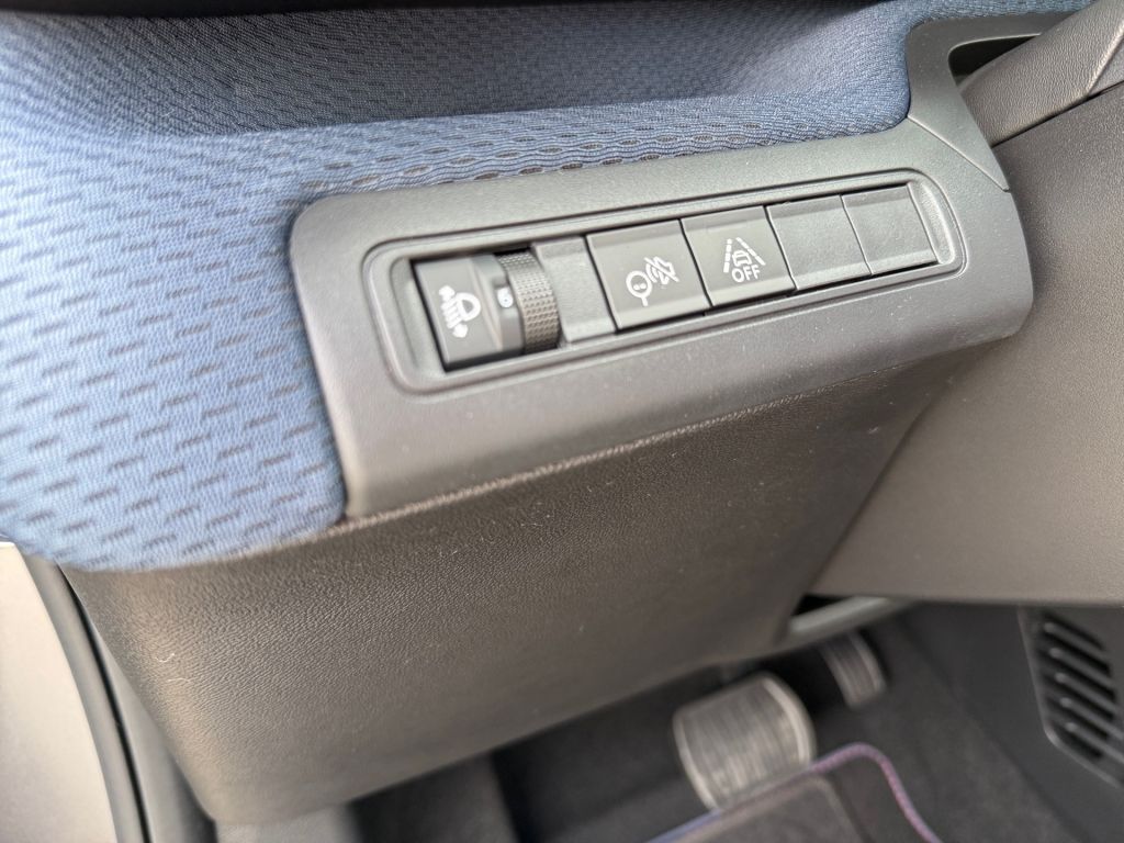 Fahrzeugabbildung Citroën C3 Hybrid 110 COLLECTION
