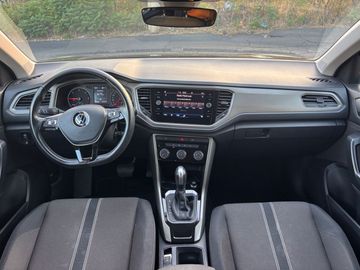 Volkswagen T-Roc - 11