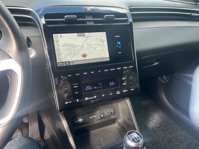 Fahrzeugabbildung Hyundai Tucson Advantage 2WD Navi Digitales Cockpit Soun