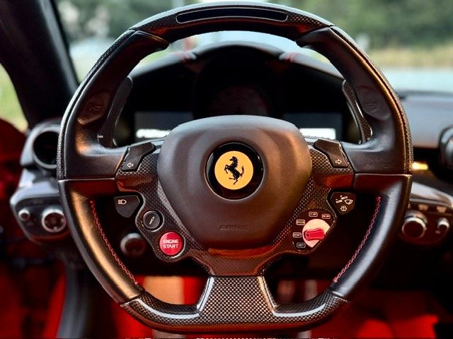 Fahrzeugabbildung Ferrari F12 Berlinetta*Carbon*Lift*Sonderfarbe*Garantie*