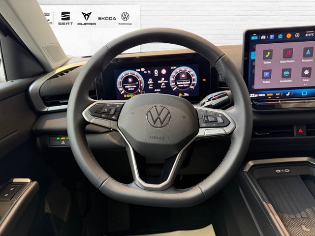Fahrzeugabbildung Volkswagen T-Roc Life 1.5 l eTSI 110 kW (150 PS) 7-Gang-DSG