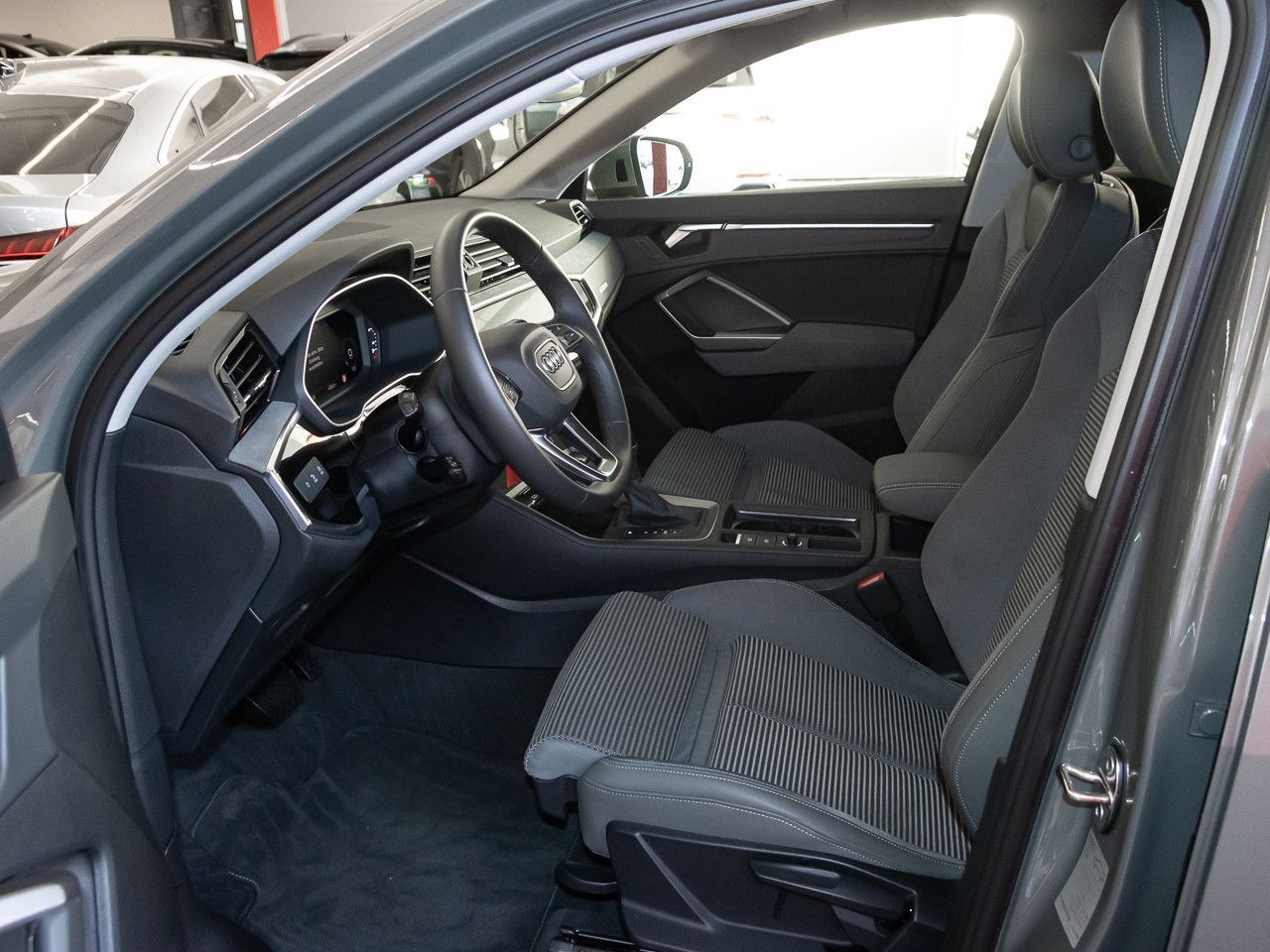 Audi Q3 - Bild 14
