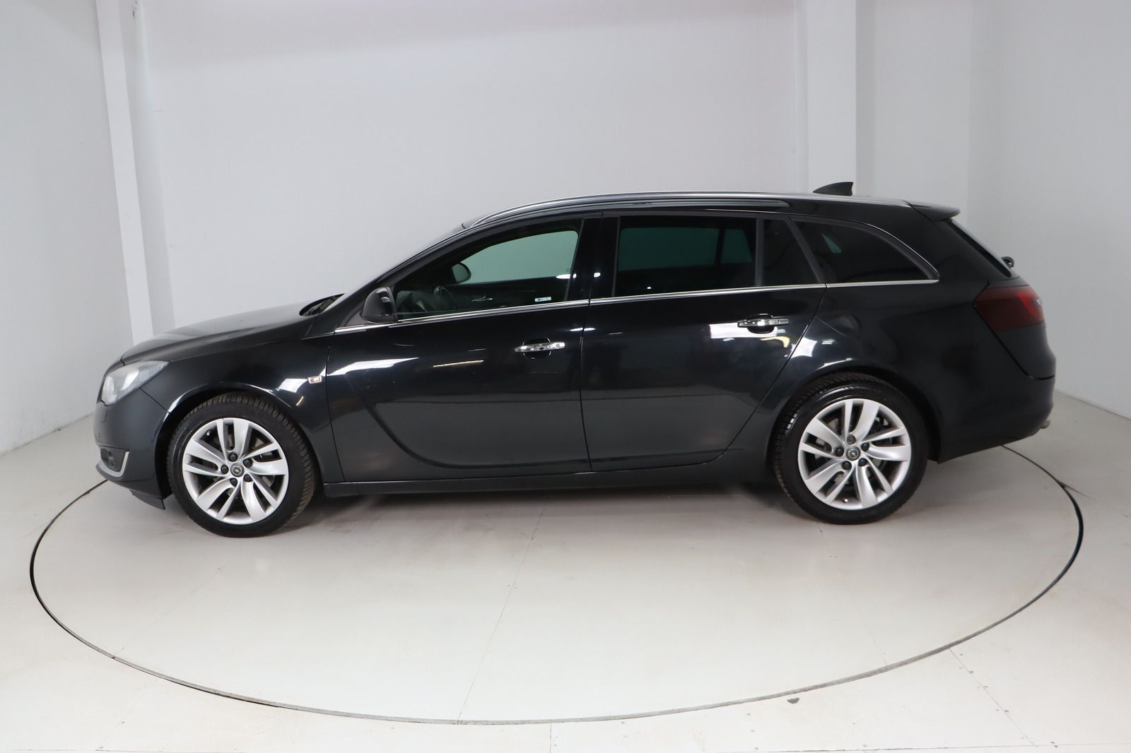 Fahrzeugabbildung Opel Insignia A Sports Tourer 2.0 CDTi Sport