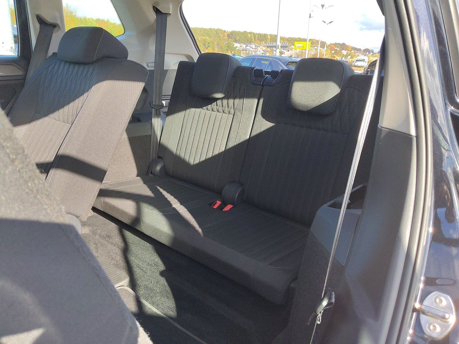 Volkswagen Tiguan Allspace - Bild 17