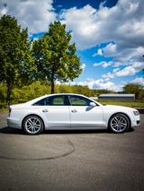 Audi A8 4.0 TFSI /HUD/ACC/MASSAGE/MATRIX/20'' - Audi A8: 4.2