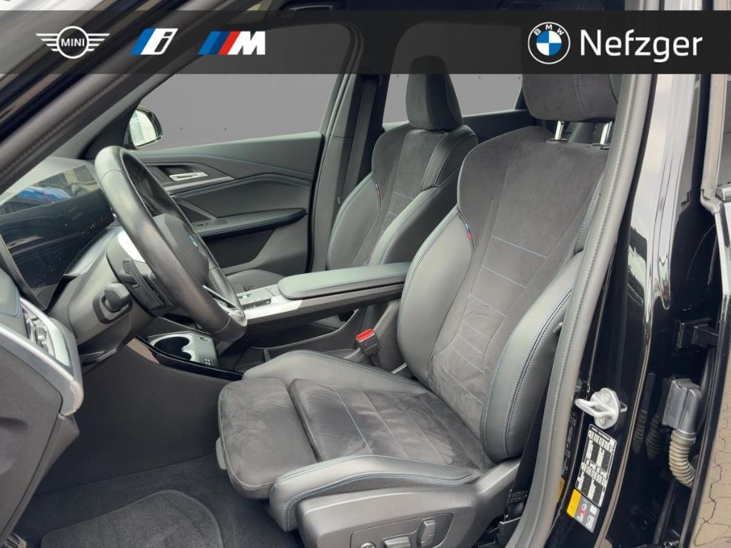 BMW X1 xDrive25e M Sport LED HUD AHK Lenkradheiz foto 7
