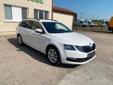 Skoda Octavia 1.6 TDI 85kW Active Combi vin 773 - Skoda Octavia mit Diesel-Antrieb: Active