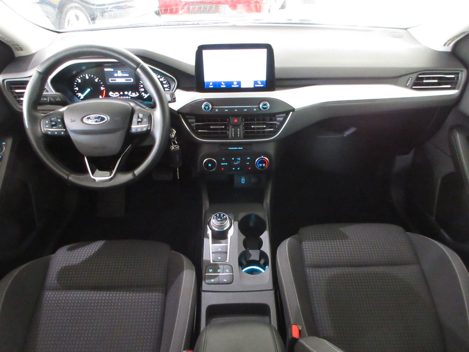 Fahrzeugabbildung Ford Focus Turnier 1.5D Cool & Conn LED/SHZ/LHZ