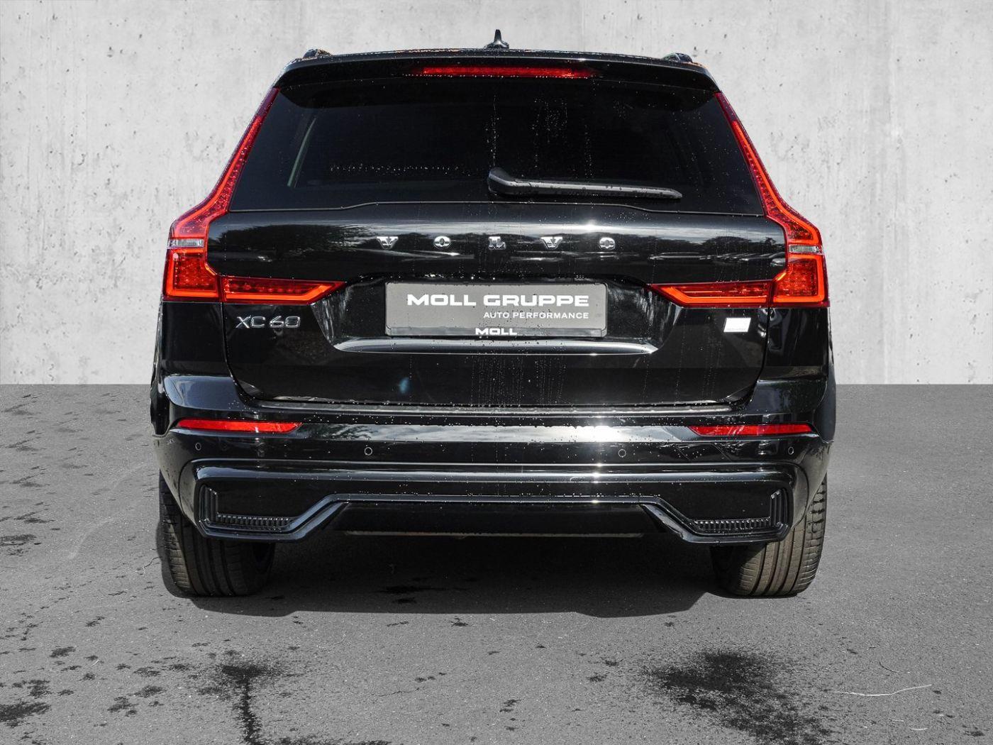 Volvo XC60 B4 B R-Design STANDHZG PANO AHK 360° H&K LE