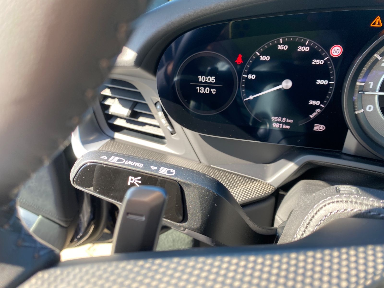 Fahrzeugabbildung Porsche 992 Turbo/Lift/Carbon Dach/Aero-Kit/360°Kamera