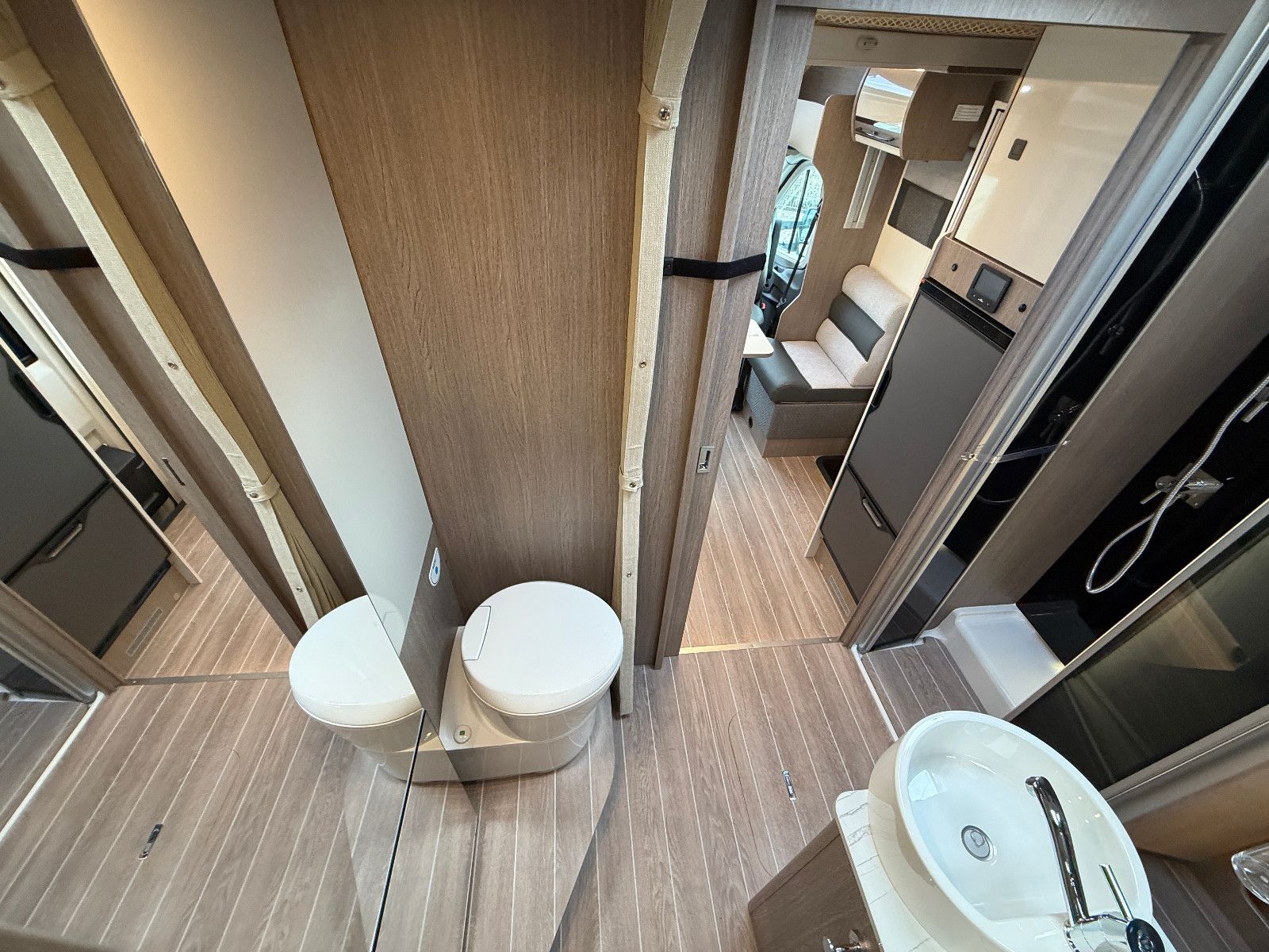 Fahrzeugabbildung Roller Team Zefiro 266 TL