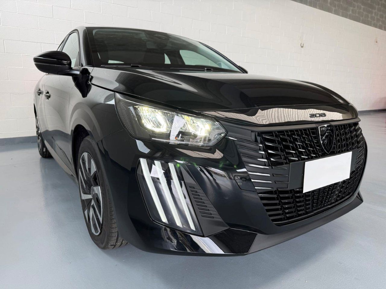 Peugeot 208 1.2 puretech Style s&s 100cv imagem 2