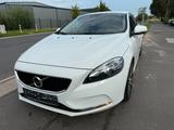 Volvo V40 Kinetic - gebrauchte Volvo V40 aus dem Jahr 2016