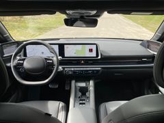 Fahrzeugabbildung Hyundai IONIQ 6  UNIQ 239kW *RW583KM*MatrixLED*HeUp*360°