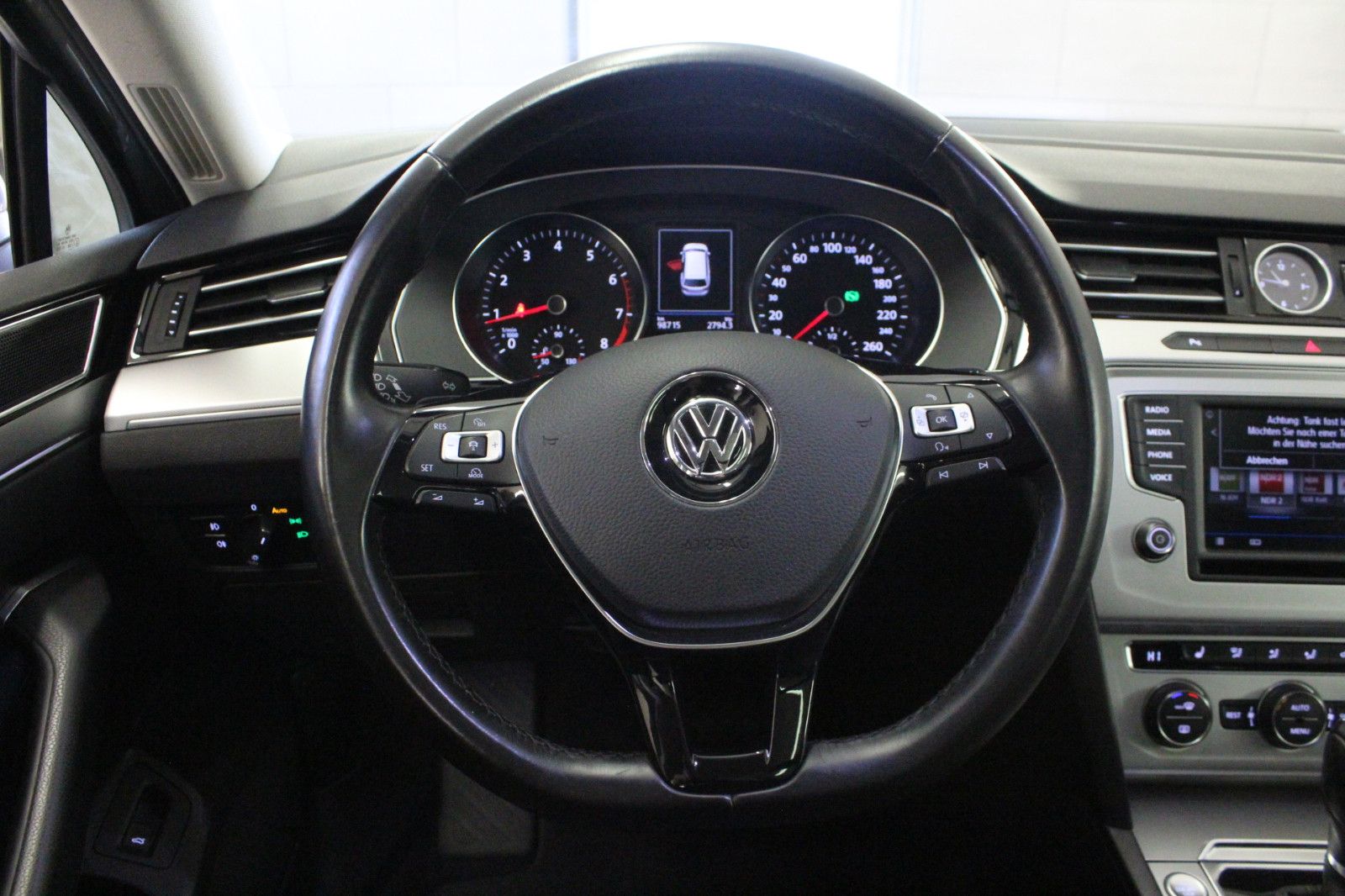 Fahrzeugabbildung Volkswagen Passat Variant 1.8 TSI DSG Comfortline Variant