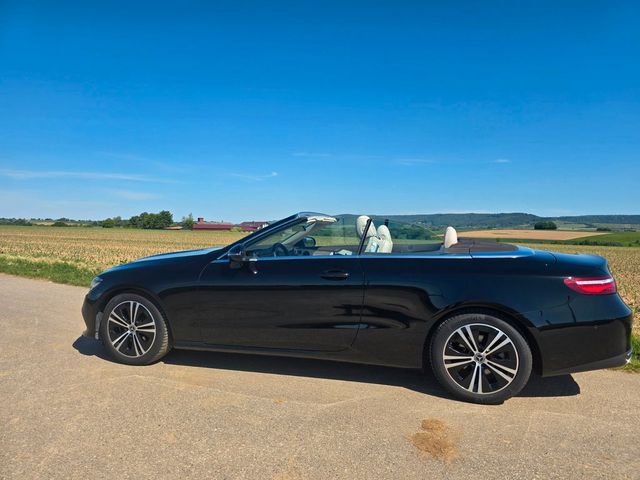 MERCEDES-BENZ E 220 d Autom. -
