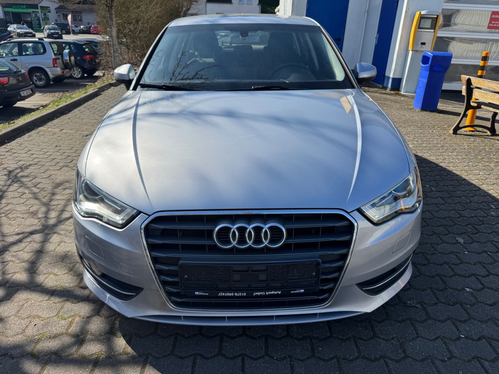 Fahrzeugabbildung Audi A3 Sportback ambition Navi+Xenon+Bluetooth