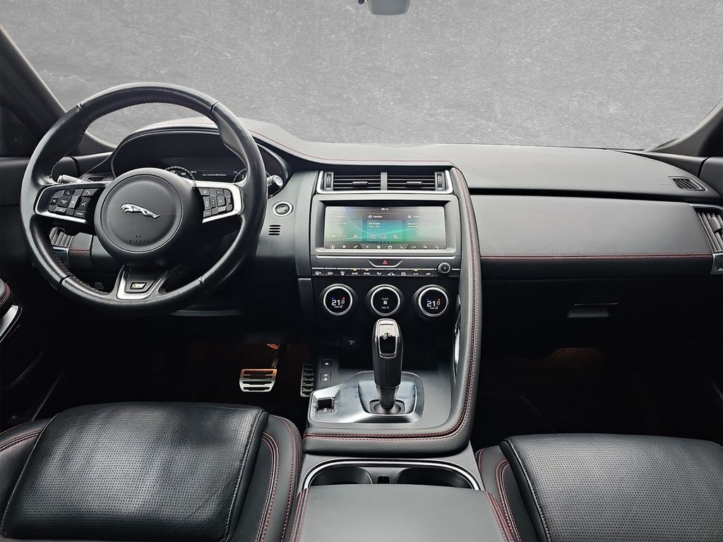 Jaguar E-Pace D180 Chequered Flag