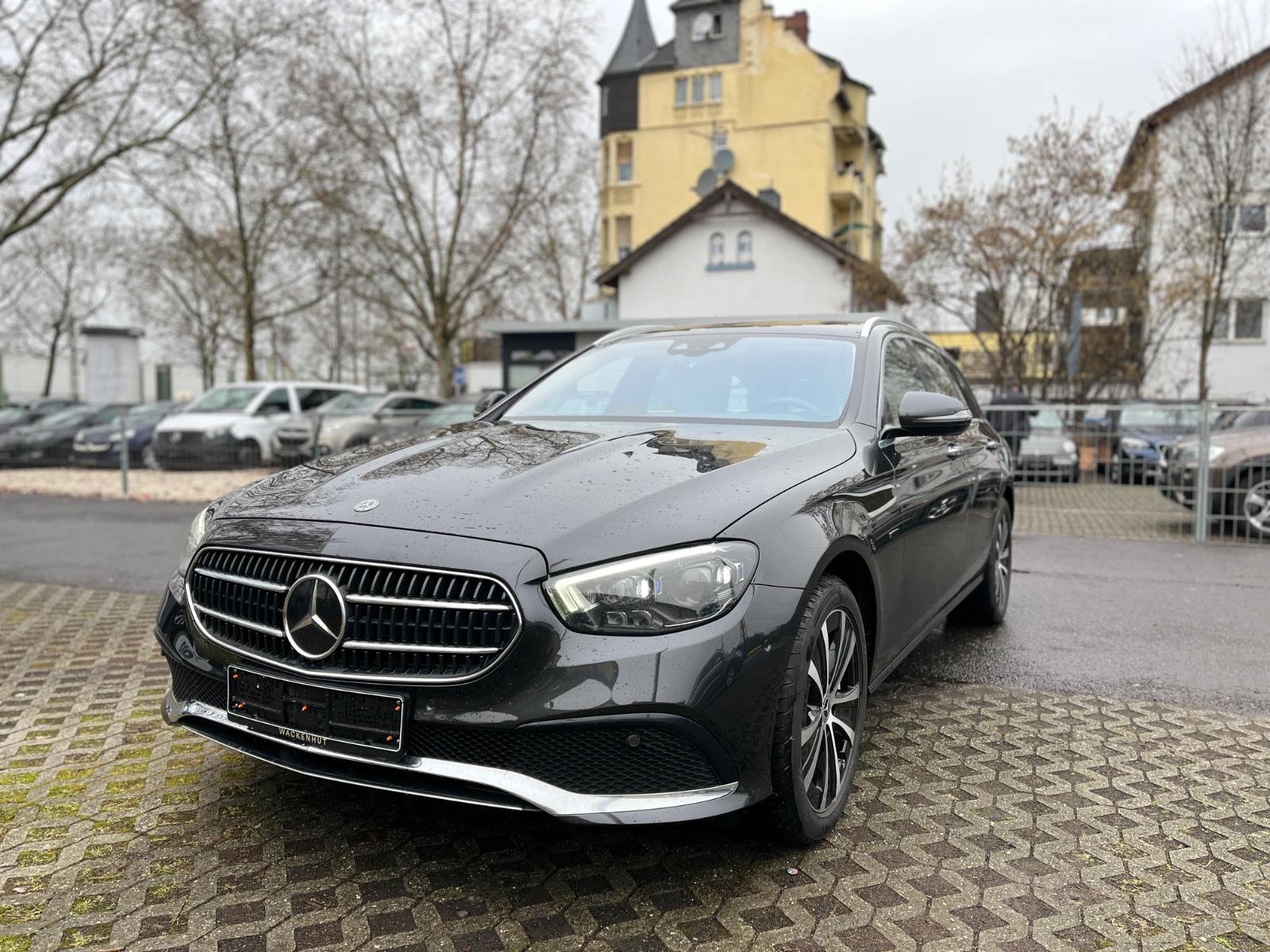 Mercedes-Benz E 300 E T-Modell E 300 de 4Matic Paket: Business