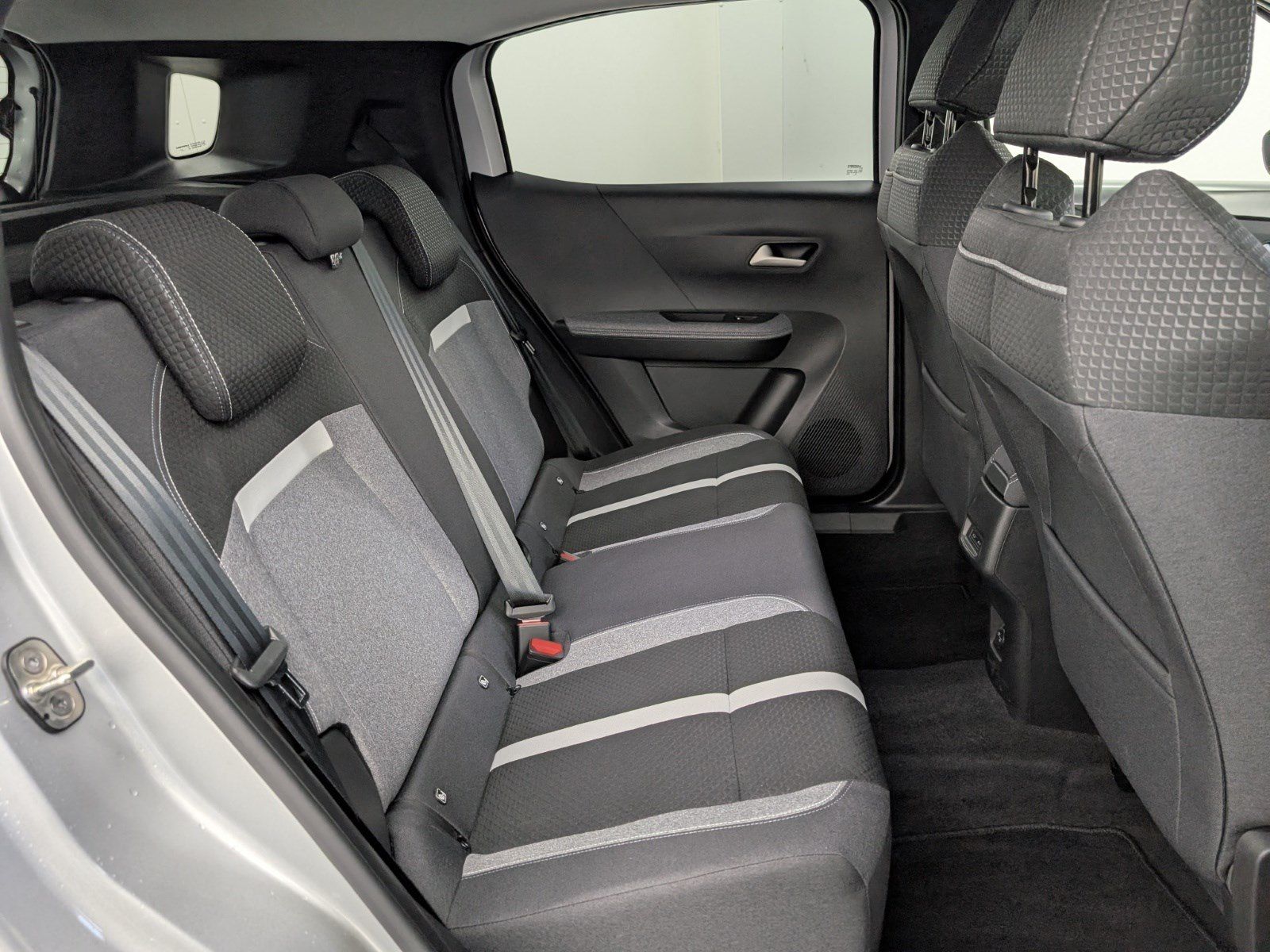 OPEL Frontera  1.2 GS Hybrid Navi LED Kamera – Bild 11
