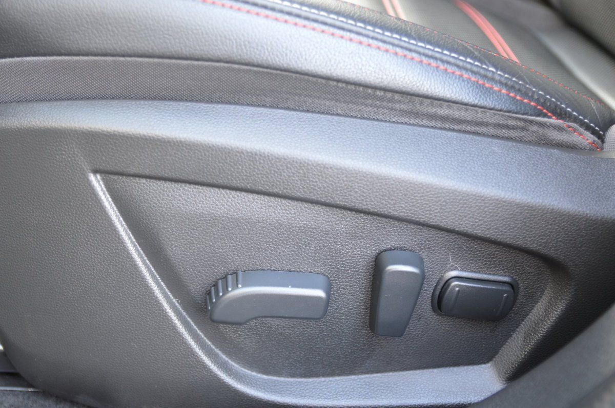 Fahrzeugabbildung Renault Arkana   R.S. Line E-Tech