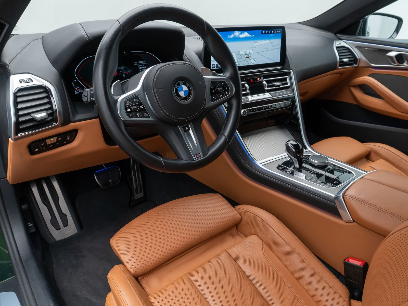 Fahrzeugabbildung BMW 840d xD M Sport Kamera HUD SoftCL DisplKey 20"