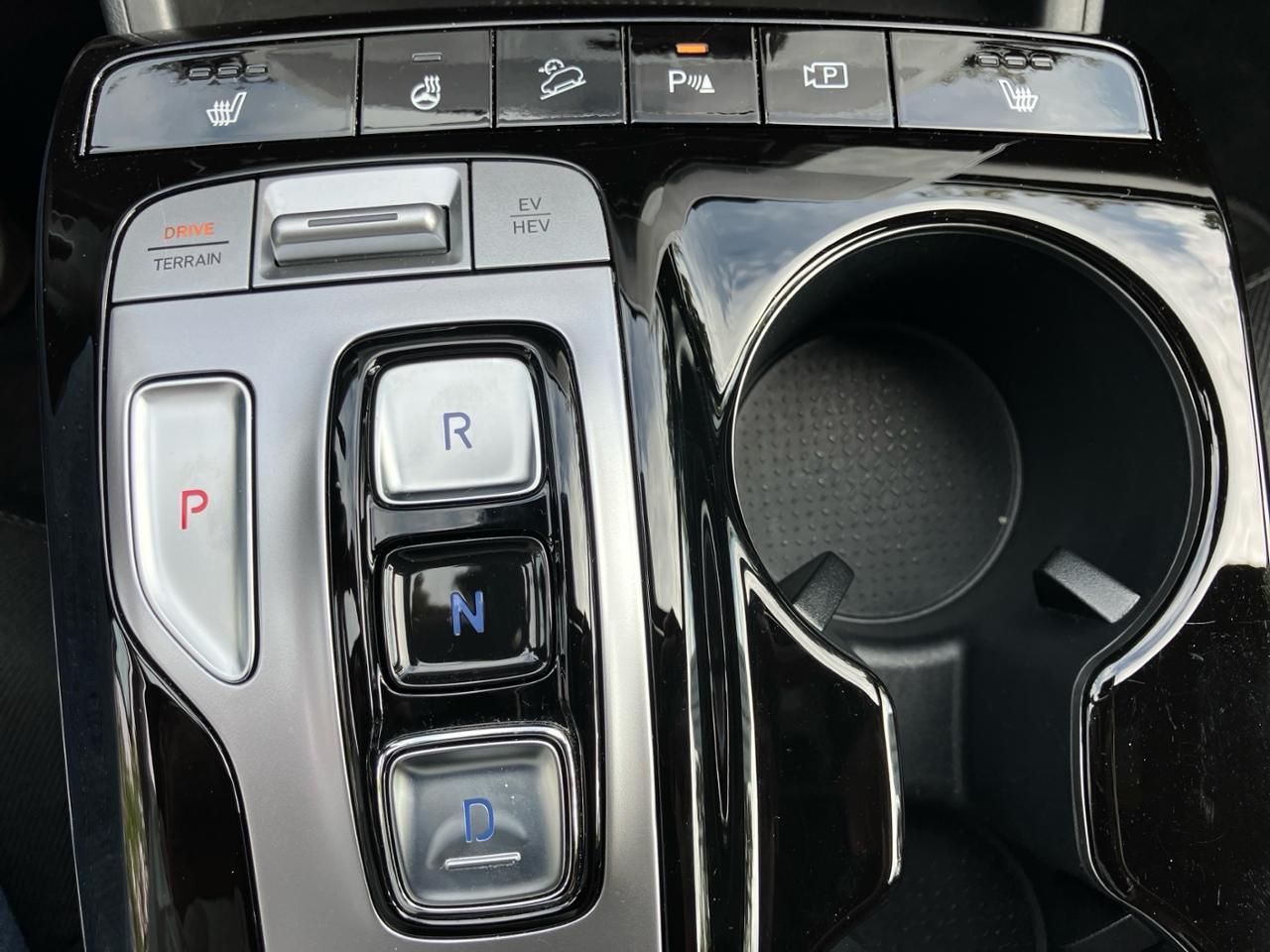 Fahrzeugabbildung Hyundai TUCSON BLACKLINE LED*SHZ*LHZ*NAVI*ZV*KRELL*KEYLE
