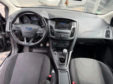 Ford Focus - 10