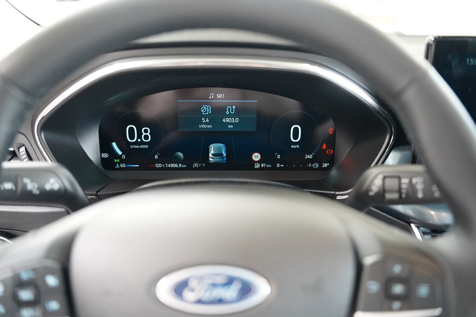 Fahrzeugabbildung Ford Focus Active X*PANO*ACC*RFK*WINTER-P.*ALLWETTER