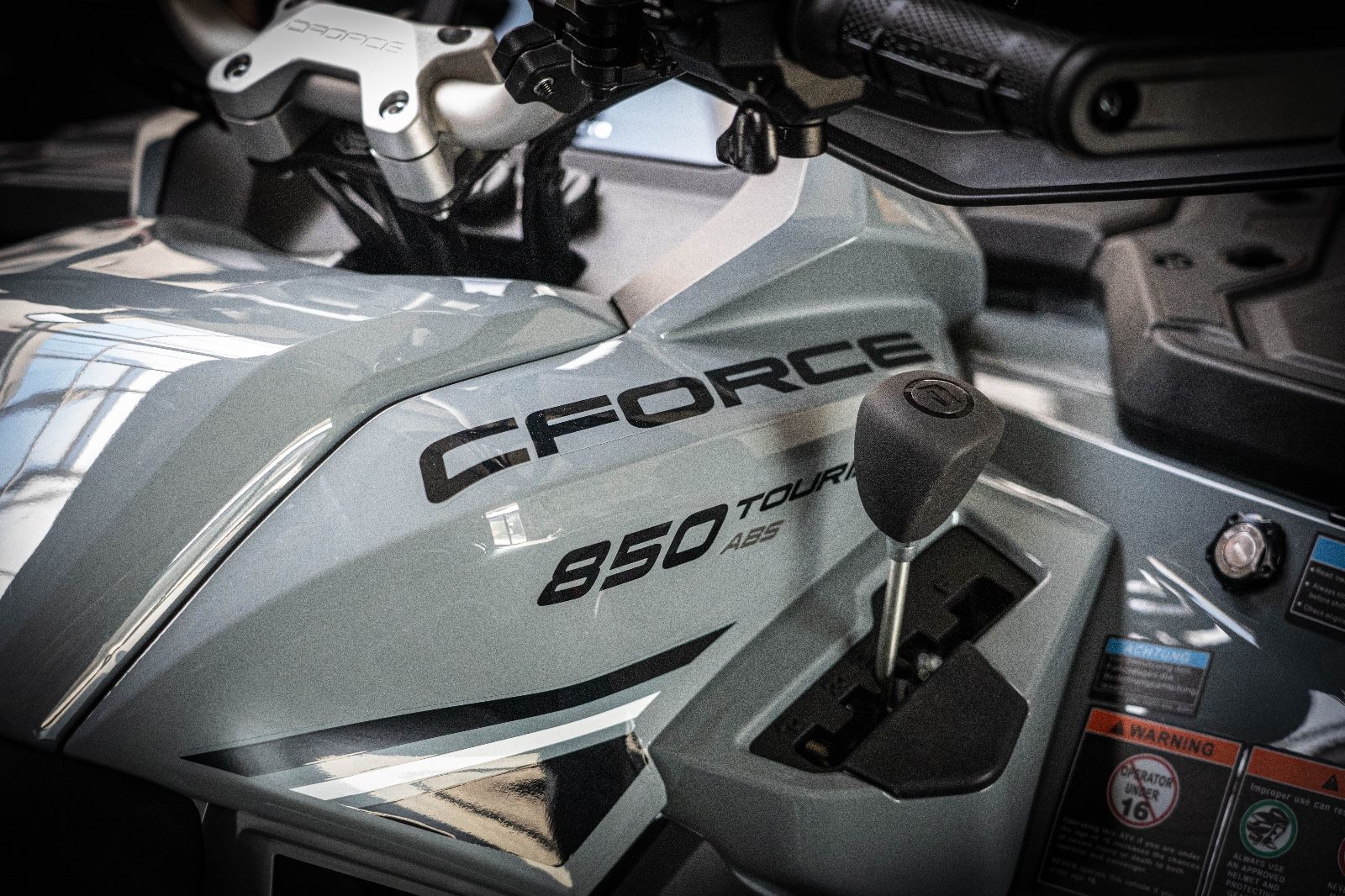 Fahrzeugabbildung CFMOTO CForce 850 Touring incl. Koffer 4 J. Garantie