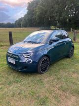Fiat 500e "la Prima" 42 kWh La Prima, Vollausstattung