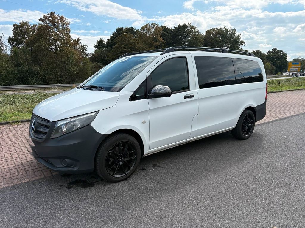 Image of Mercedes-Benz Vito