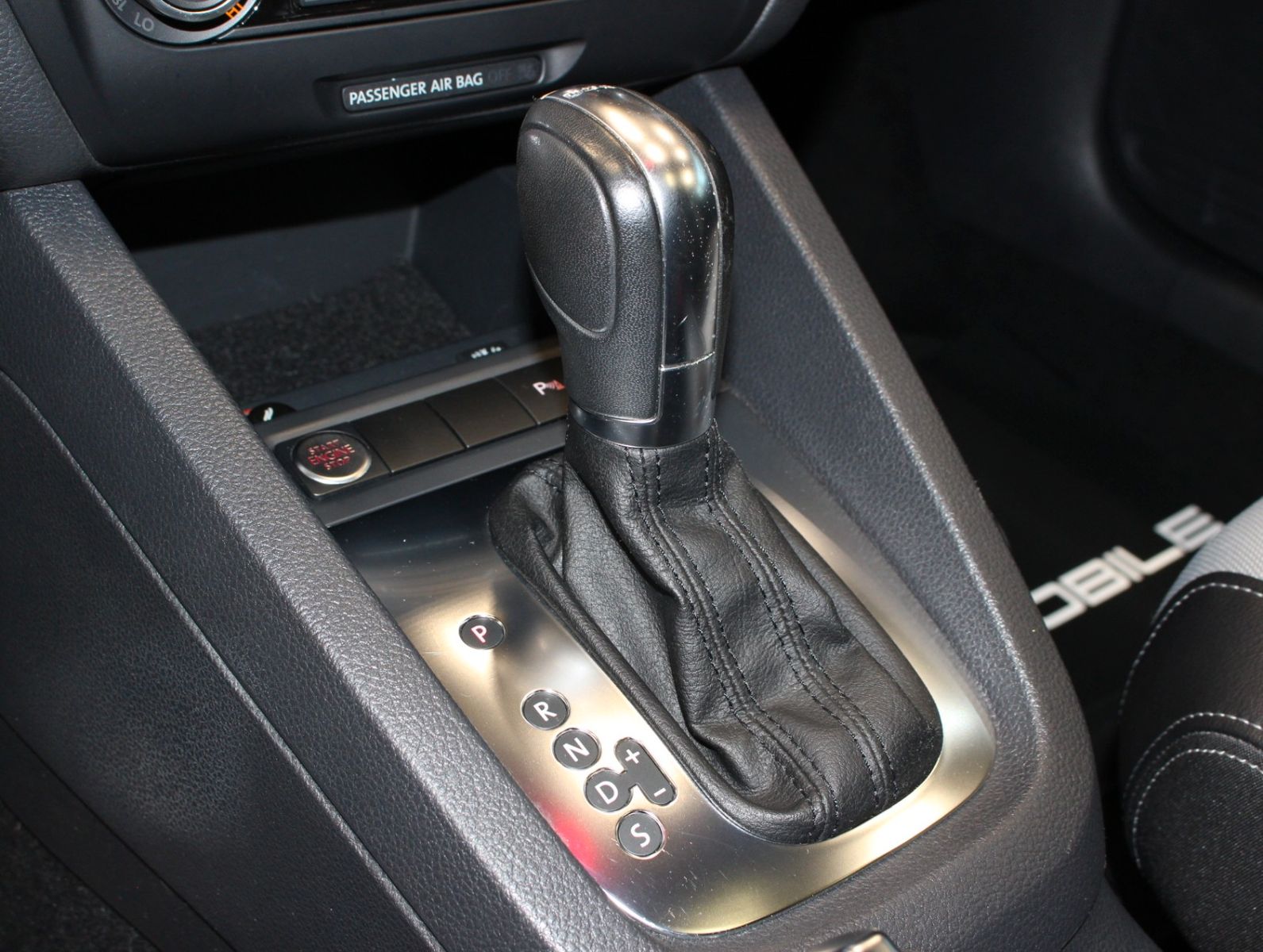 Fahrzeugabbildung Volkswagen Jetta 2.0 TSI DSG Highline