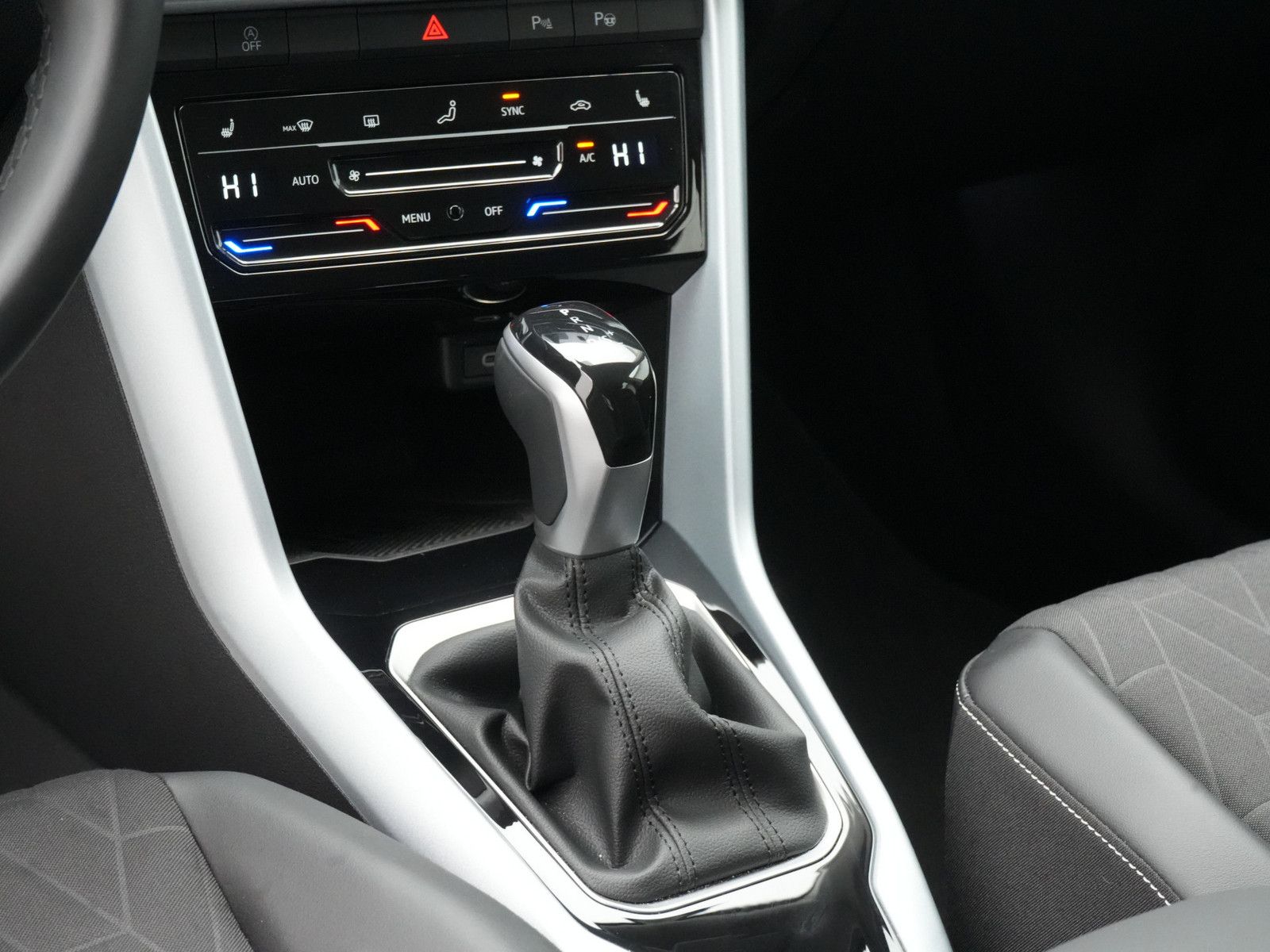 Volkswagen T-Roc - Bild 12
