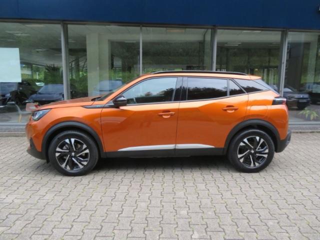 Peugeot 2008 Elektro Allure Pack Kurvenlicht Kamera Digi