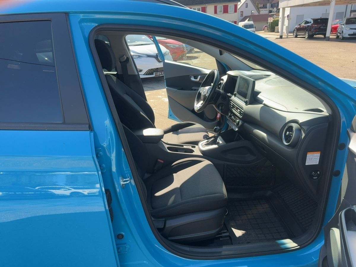 Fahrzeugabbildung Hyundai KONA 1.6 GDI Select Hybrid 2WD AHK SHZ LKHZ
