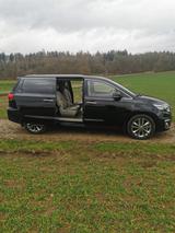 Kia Carnival Vollausstattung Top gepflegt 9-Sitzer  - Kia Carnival: Kleinbus
