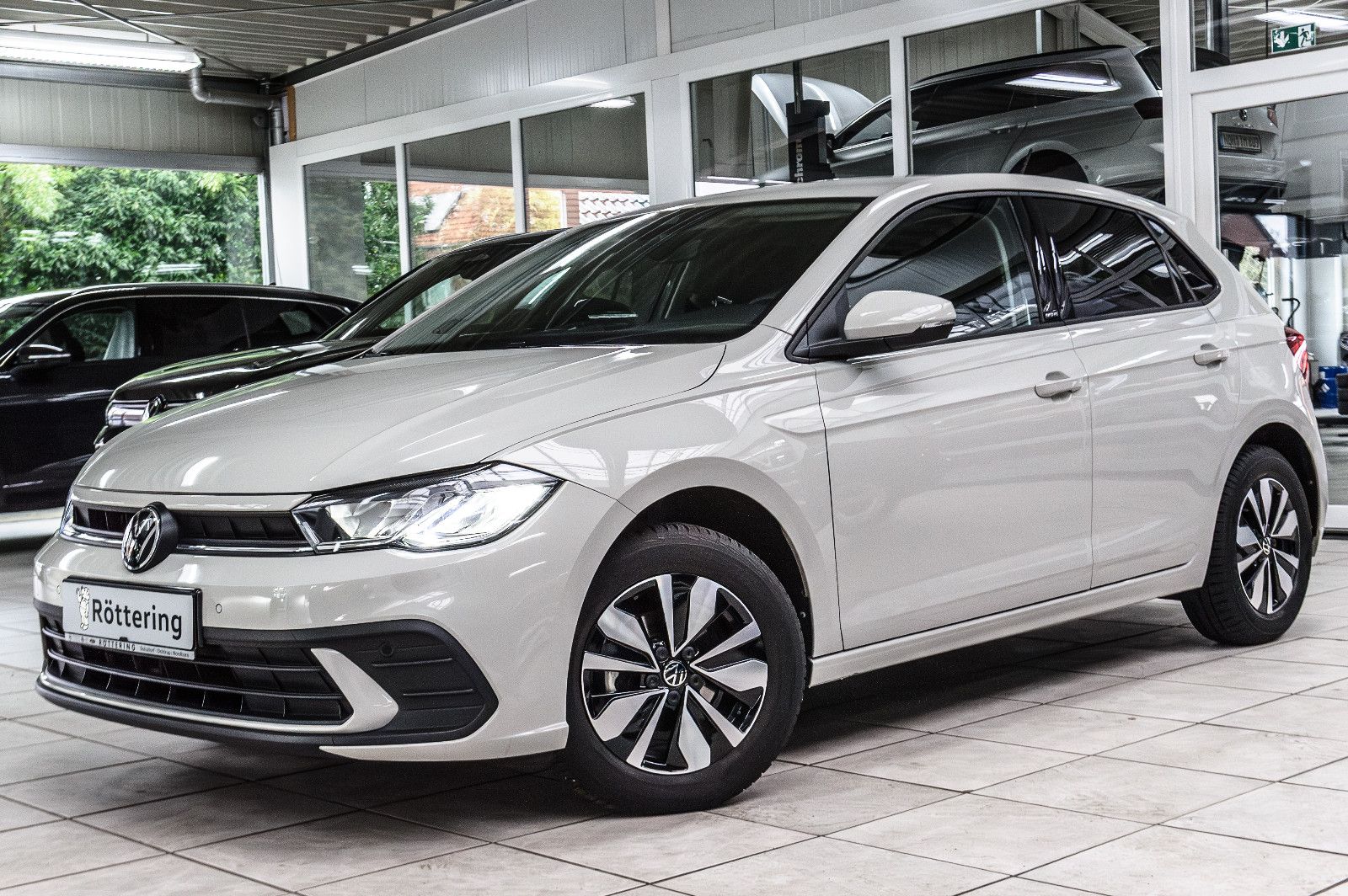 Fahrzeugabbildung Volkswagen Polo VI Move 1.0 LED+APP+BEATS+SHZ+KAMERA